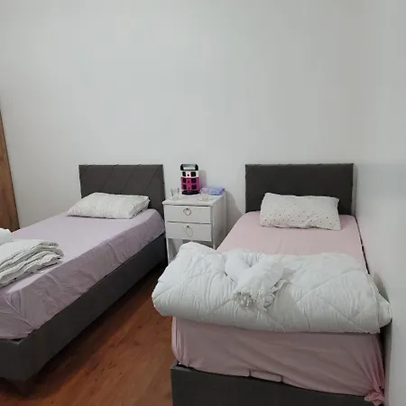 Journey's Ease Hostel *