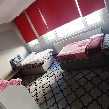 بيت شباب Journey's Ease *